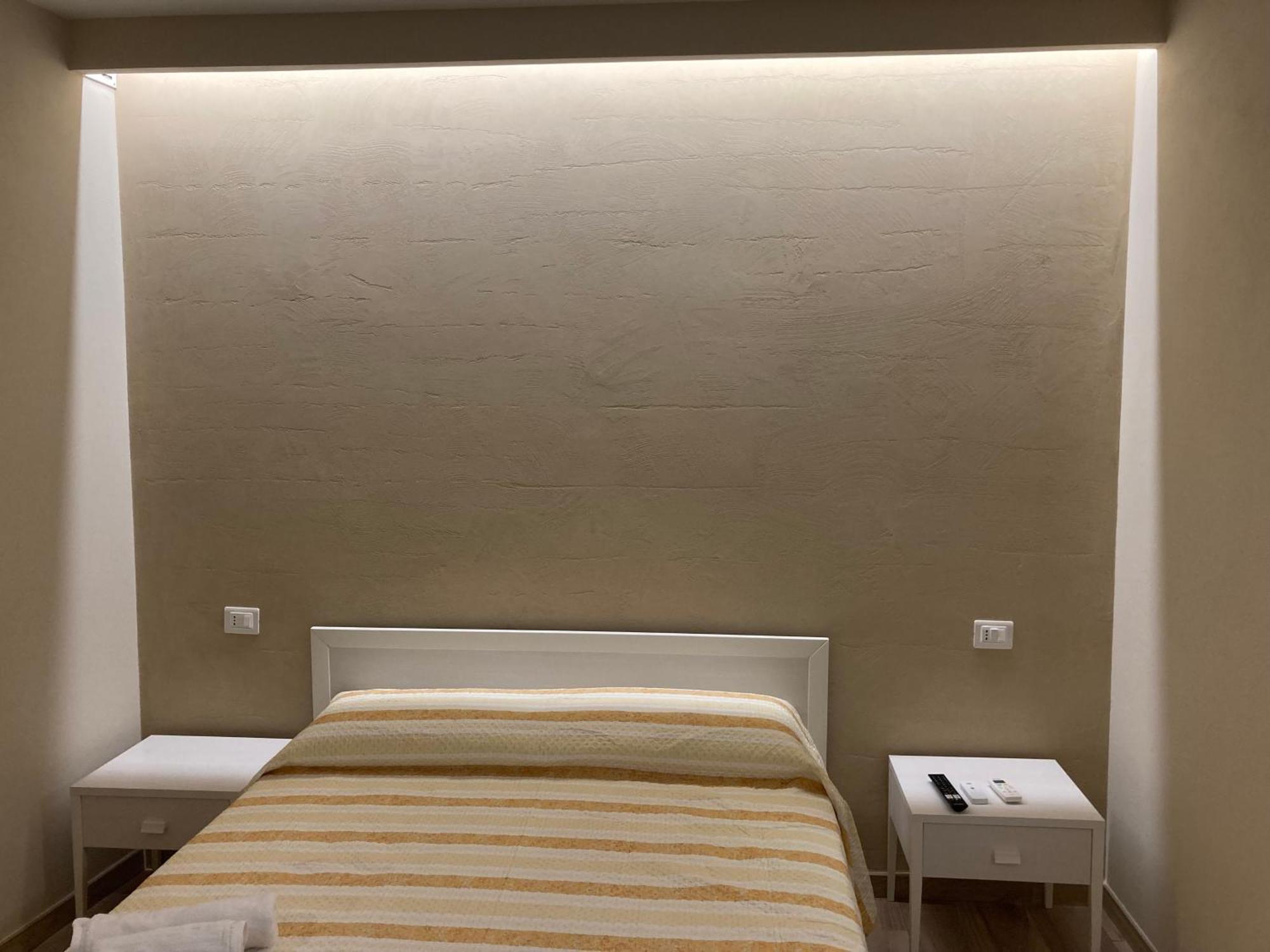 Residenza Ferdinando - 40M Dal Mare Apartment ปิซโซ ภายนอก รูปภาพ