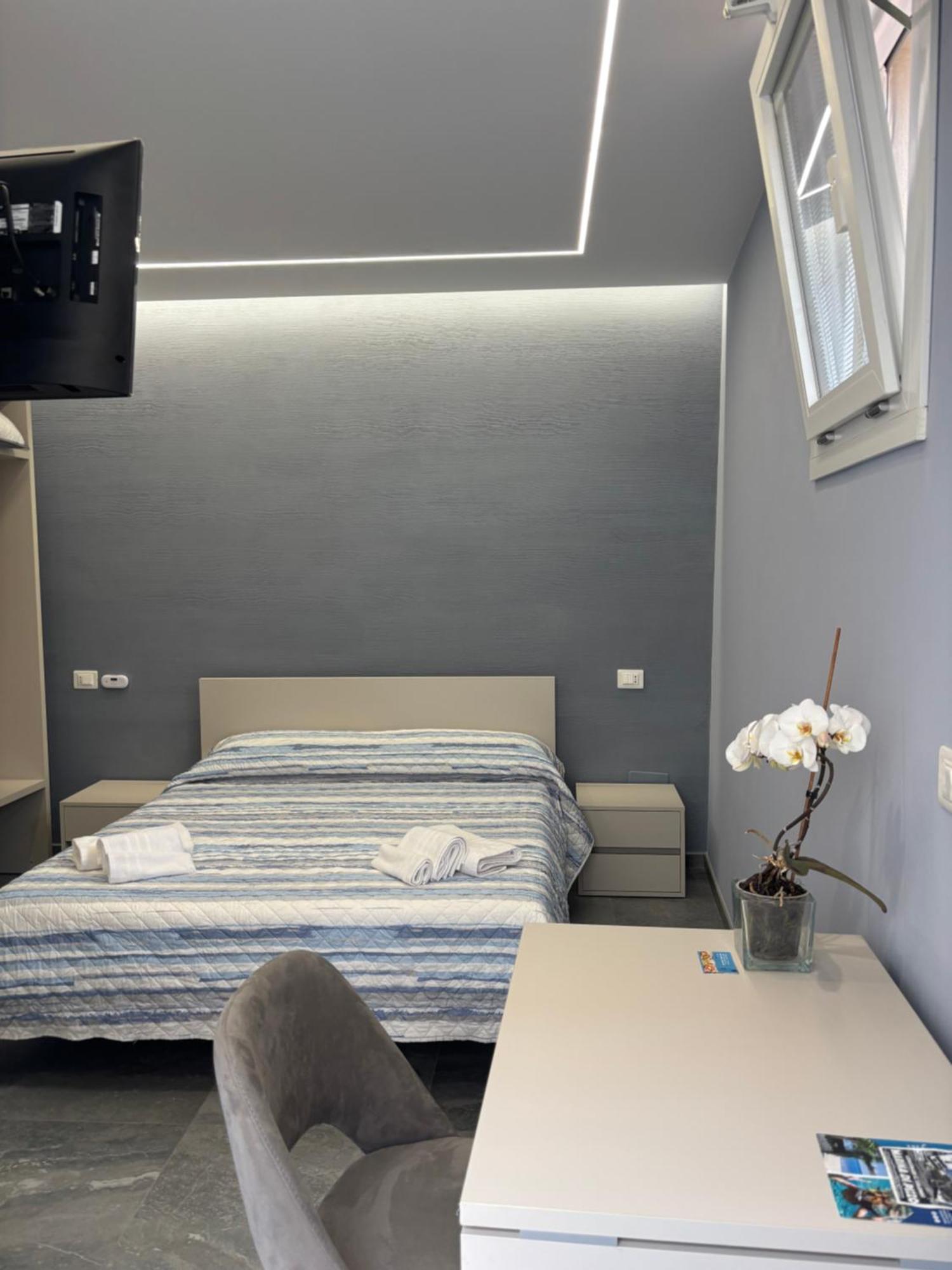 Residenza Ferdinando - 40M Dal Mare Apartment ปิซโซ ภายนอก รูปภาพ